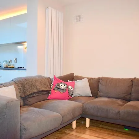 Modern Two Bedroom Off North Strand Dublin