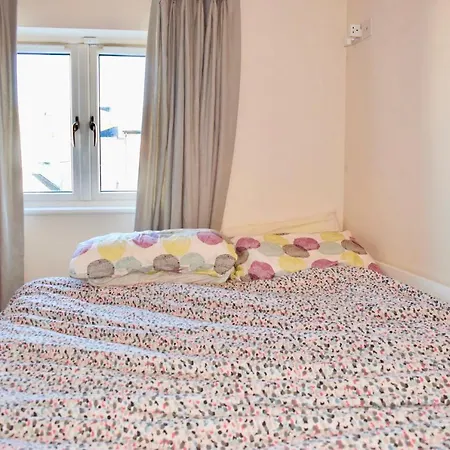 公寓 Modern Two Bedroom Off North Strand